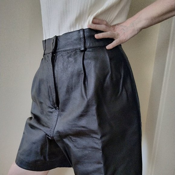 Bagatelle Black Genuine Leather high waisted Shorts - Picture 2 of 16